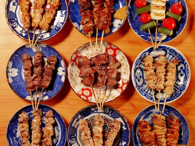【炭火焼き鳥食べ放題】全10種の備長炭で焼き上げた極み焼き鳥
