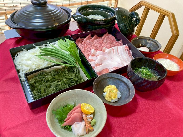 沖縄県北部のやんばるの地元素材を最大限に活かした和食を提供