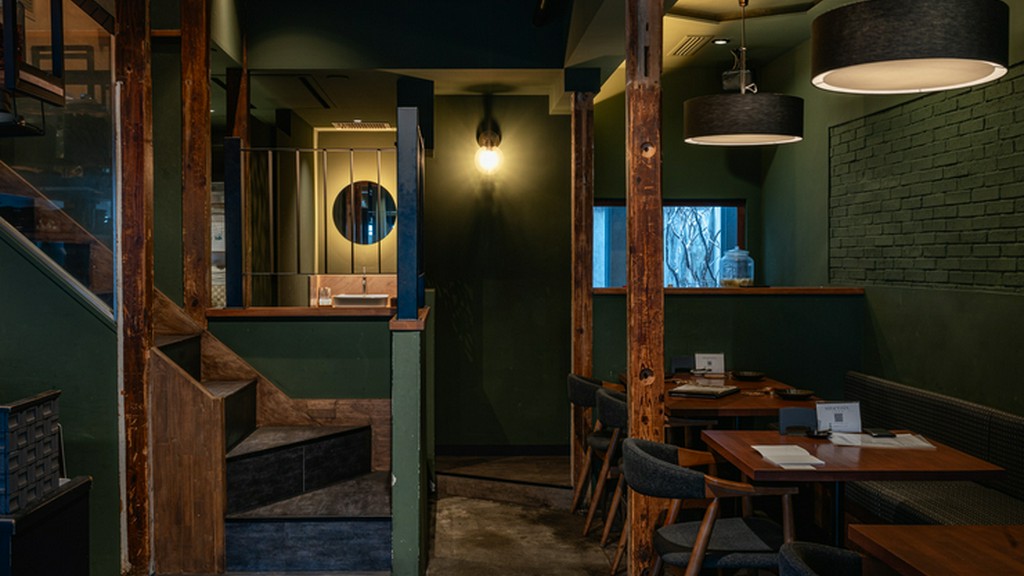 古民家の温もりを感じさせるくつろぎの空間