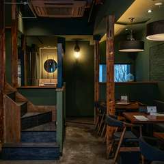 古民家の温もりを感じさせるくつろぎの空間