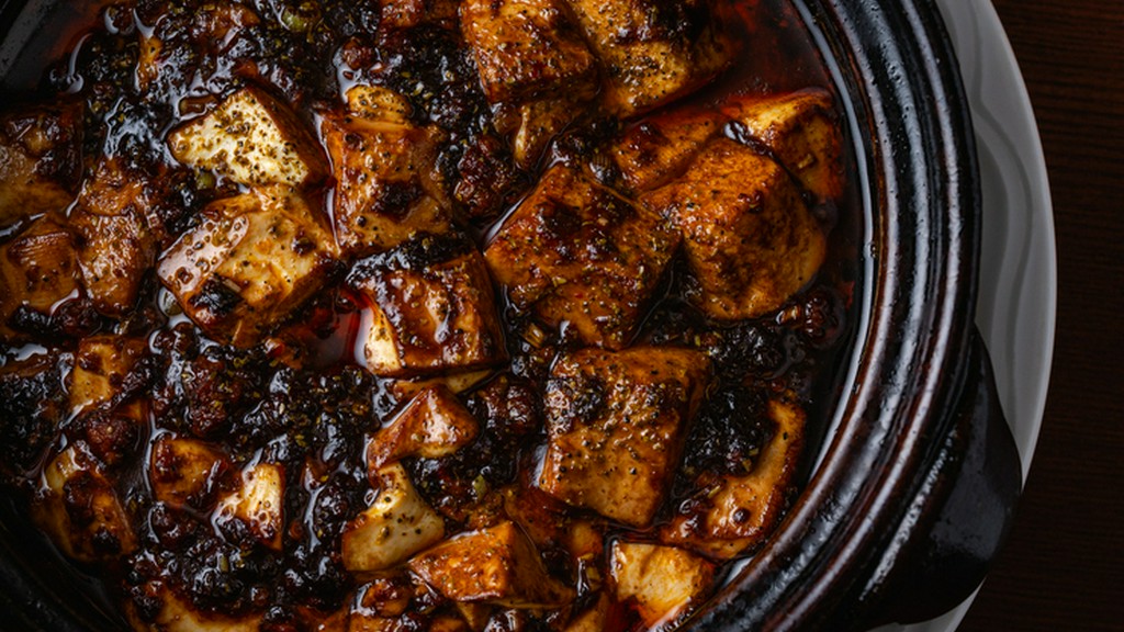 土鍋仕立ての本格派『麻婆豆腐』