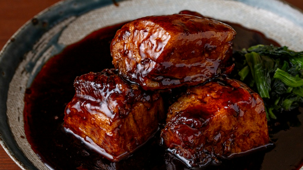 豚バラ肉ゴロゴロ『黒酢酢豚』