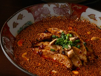 定番の逸品『口水鶏（よだれ鶏）』