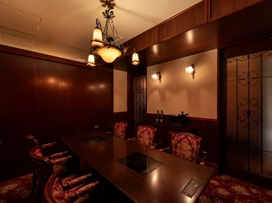 高級感漂う雰囲気の中で歓送迎会を