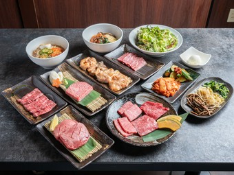 宴会にも接待にも！極上お肉を満喫する『コース』