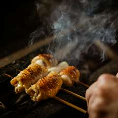 比内地鶏をはじめ、数種類の鶏肉を取り寄せている