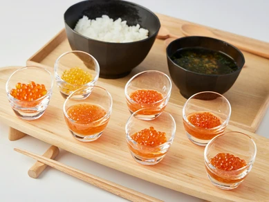 1日30食限定。7種のいくらの豪華食べ比べ『七福いくら丼』