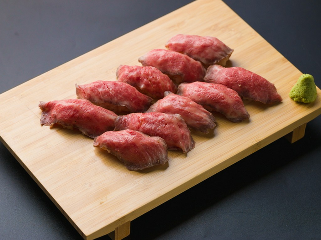 和牛肉寿司