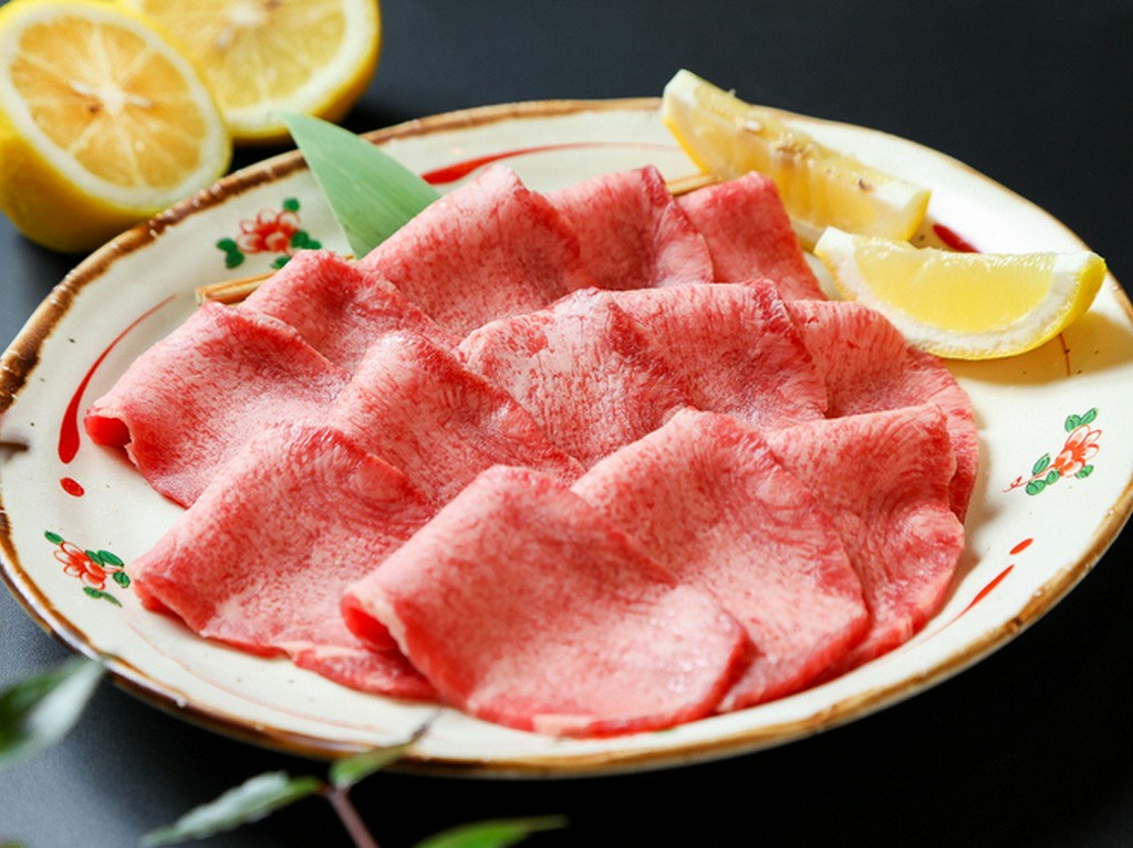 焼肉と言えばまずはこれ！肉本来の旨みがダイレクトに味わえる看板メニュー『上タン（US）』