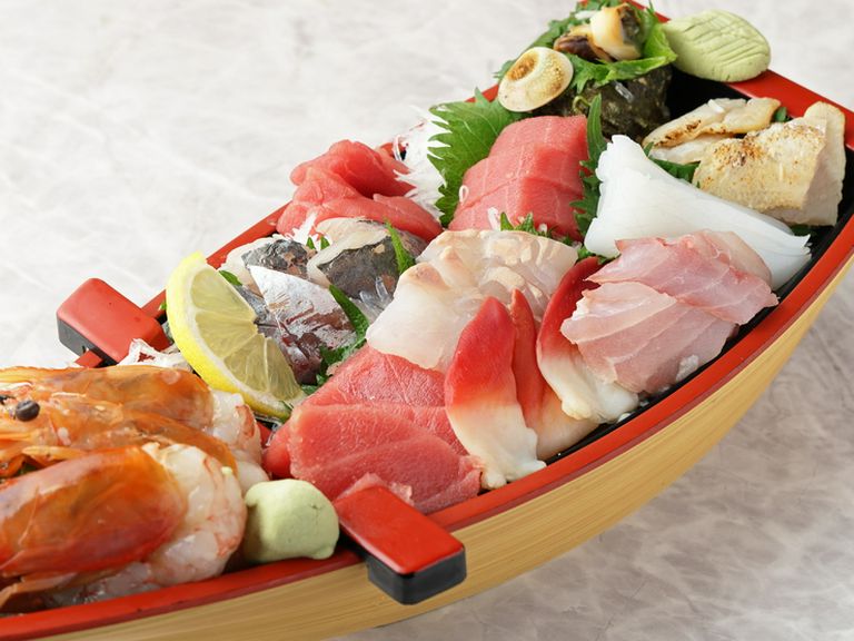 市場&漁師直送。新鮮な旬の食材を楽しめる【新鮮家】