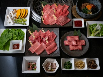 A5「佐賀牛」を食べ比べ『究極の部位コース』