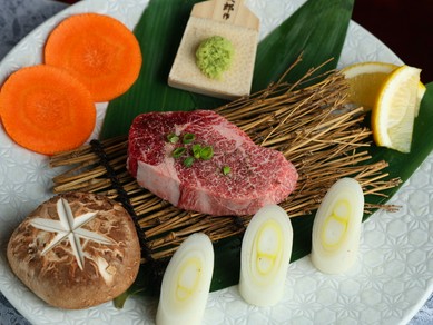 静かな余韻を楽しむ『和牛フィレステーキ』