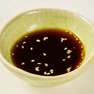 長野県産大豆を使用した醤油で、信州和牛にぴったりのタレ