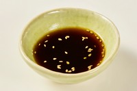 長野県産大豆を使用した醤油で、信州和牛にぴったりのタレ