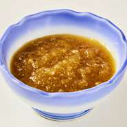 長野県産りんごを贅沢に使用したそだち特製オリジナルタレ