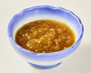 長野県産りんごを贅沢に使用したそだち特製オリジナルタレ