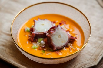 『長谷川さんから届いた佐島産真蛸と鎌倉野菜のガスパチョ仕立て』