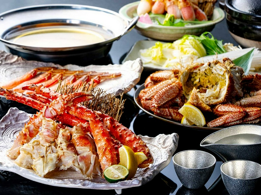 北海道産を中心に、厳選された食材を活かした創作料理