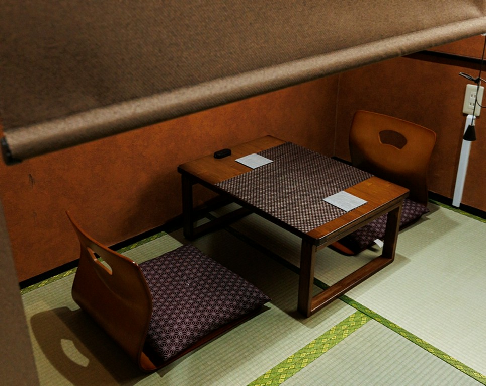 静かな空間で楽しむ神戸牛、二人だけの贅沢な夜に