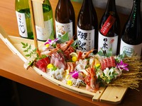 旬の恵みを贅沢に味わう。目利きが光る華やかな刺身の『舟盛り』