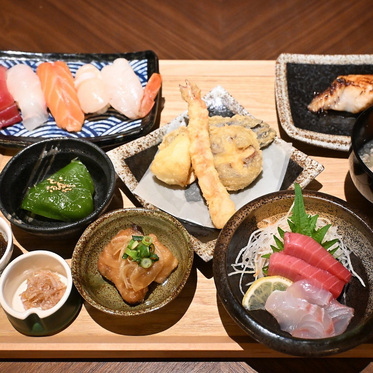 ■Luxurious Set Meal◎■ 'Lunch Set Meal B'
