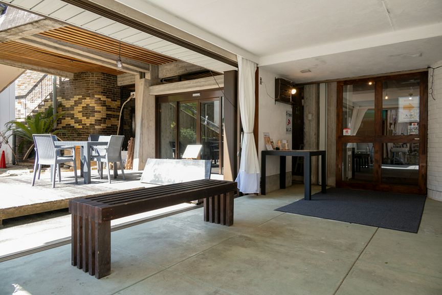 開放感あふれるテラス席でくつろぐ癒しのひととき。