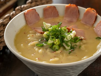 鶏白湯ラーメン