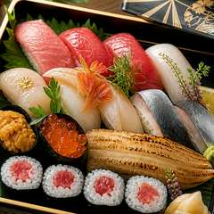 華やかな寿司と贅沢な和食で、大切な記念日を彩る