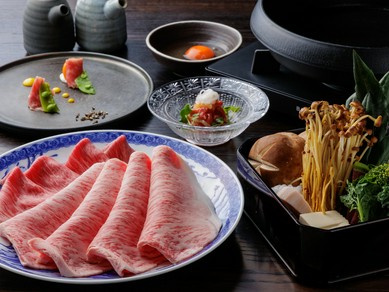 二つの味わいを楽しむ『すき焼き』