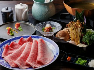 自家製生ハムをはじめ、すき焼き以外の料理も自慢の逸品