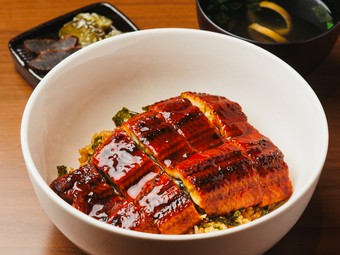 香ばしさと旨みが広がる『うなぎ丼』