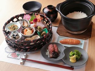 Shuntosengyotomotsunabehakatayamaya