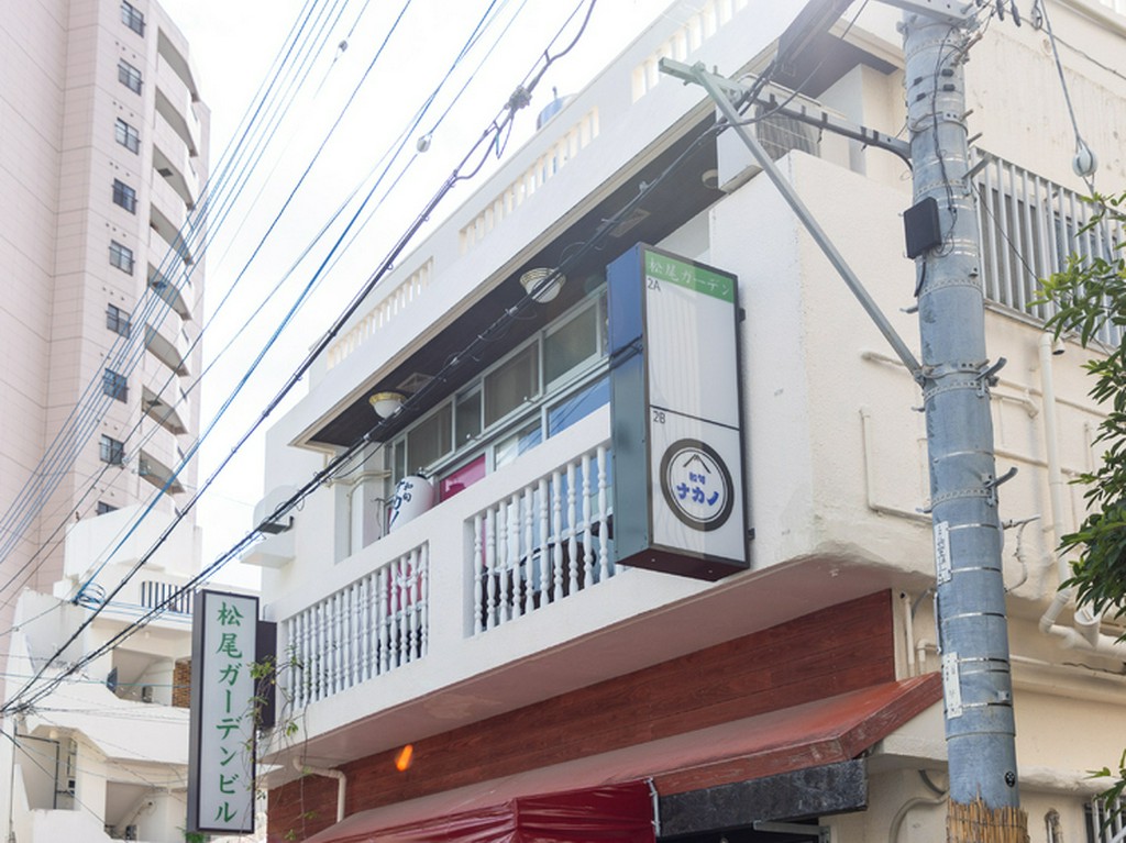 仕事帰りの一杯や週末の食事処として、思い思いに使い分ける