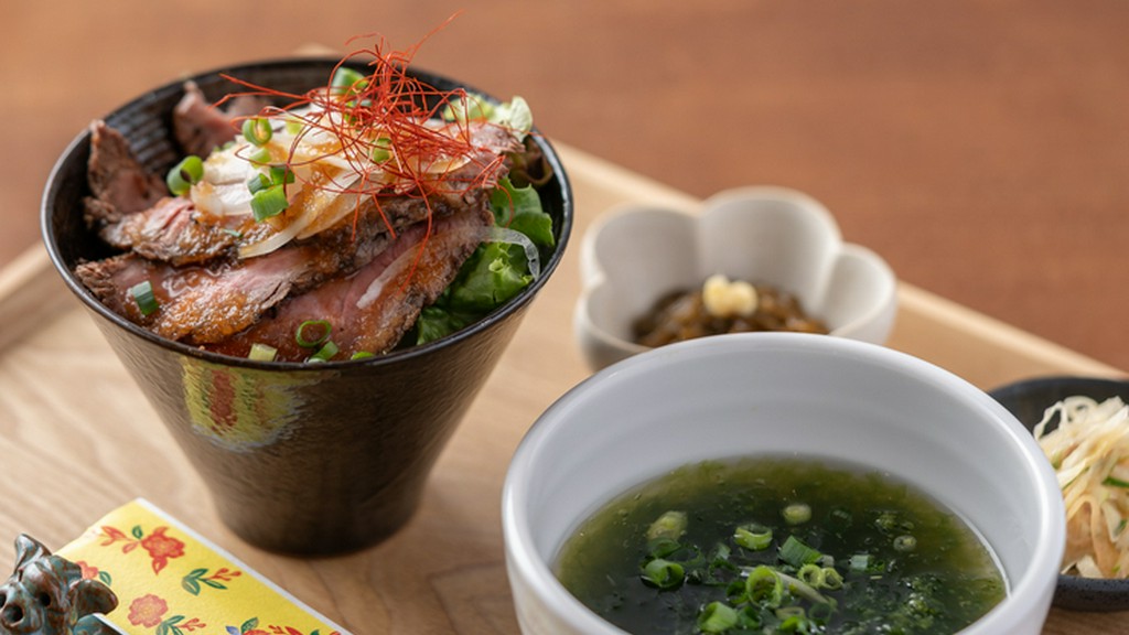 『ローストビーフ丼』