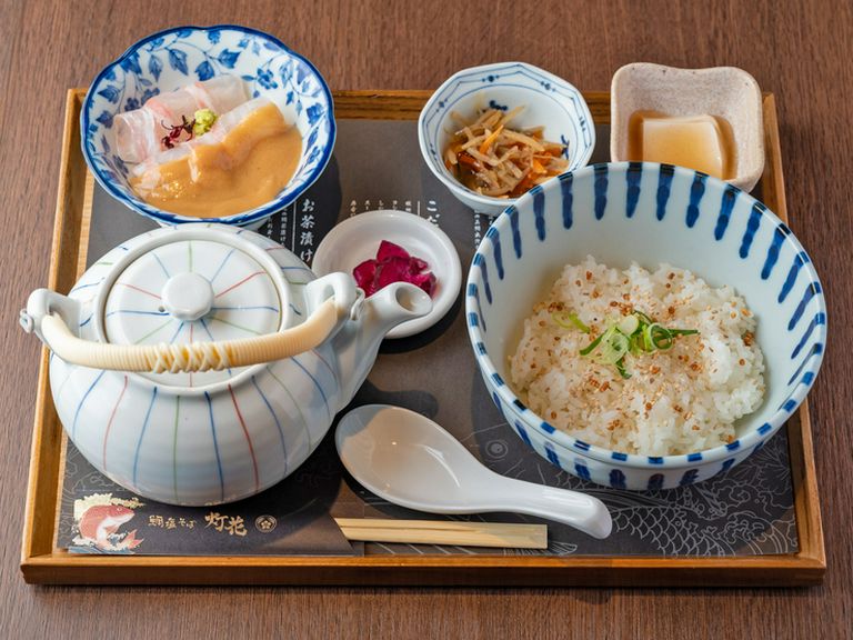 こだわり胡麻鯛茶漬け