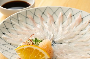 生ウツボの刺身