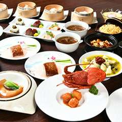 政府接待所の技を円卓で。フカヒレや北京ダックを囲む贅沢会食