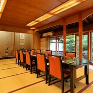 奥座敷は家族の特別な日を祝う舞台としても素敵。完全個室なので、お子様連れの食事会も周囲を気にせず楽しめます。『お子様弁当』『お食い初め膳』などの用意も可能。詳細は店舗にお問い合わせください。