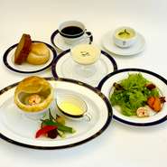 十番館特製シーフードサラダ  根菜飾り
さつま芋のクリームスープ