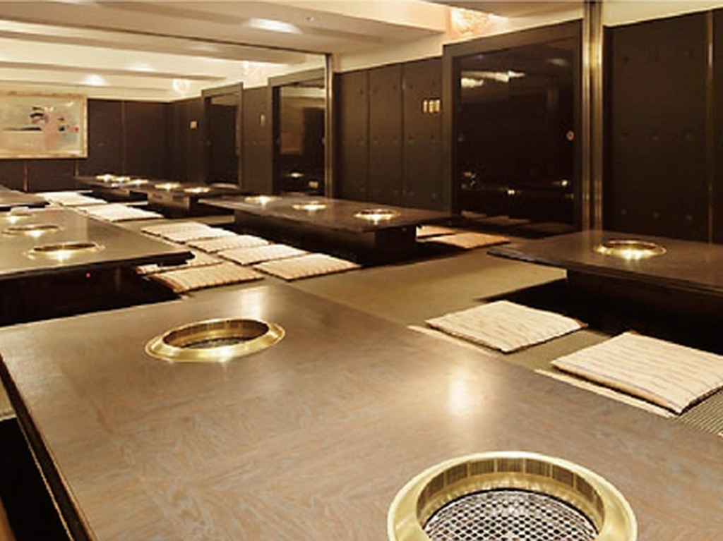 掘りごたつ　最大80名まで