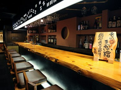 樹齢650年奈良県吉野の檜のカウンター