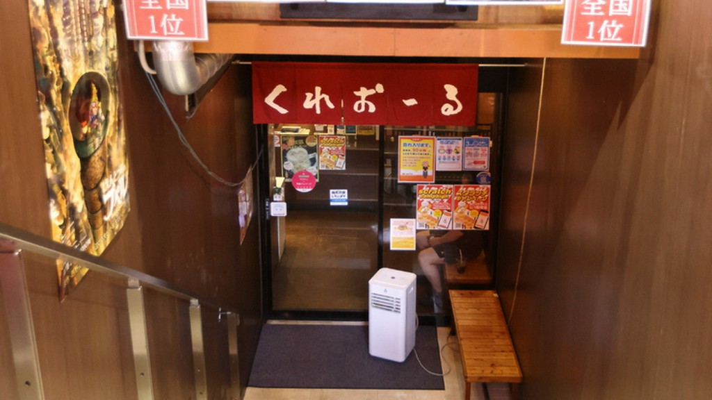 笑顔で料理をつくり、笑顔と共においしい料理を提供