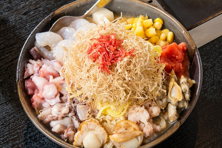 もんじゃ 公式】もんじゃ お好み焼き 誠 月島店