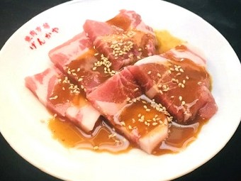厚切りのやわらかさ、絶品の舌触り『山形豚（肩ロース）』