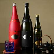 鹿児島産の芋焼酎をメインに、常時50銘柄以上をオンリスト