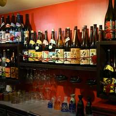 鹿児島県産を中心に約50種類もの芋焼酎をラインナップ