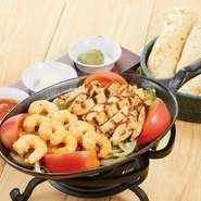 マイルドなサワークリームでソテーしたシュリンプと柔らかいチキンの相性が抜群です。