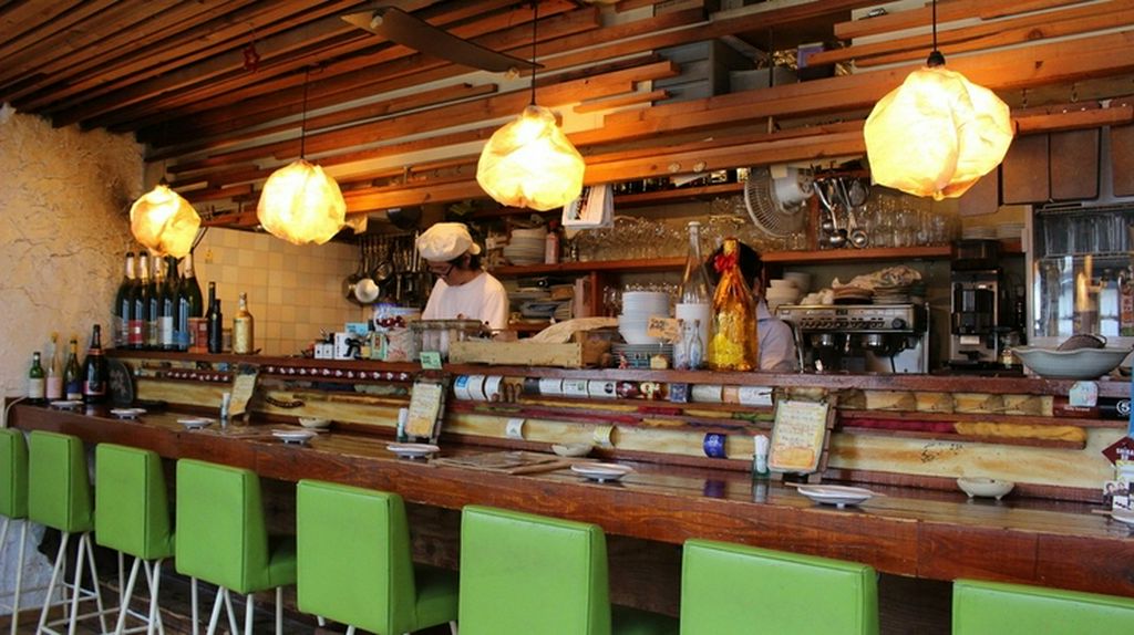 木のぬくもりが心地よい、こだわりのつまった素敵な空間