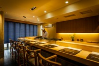 一貫ごとに「おいしい」の余韻を感じられる『寿司』