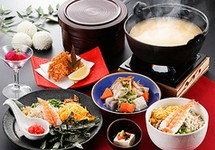 人気の「島じゅうり膳」に天ぷらがついたメニューが登場しました！